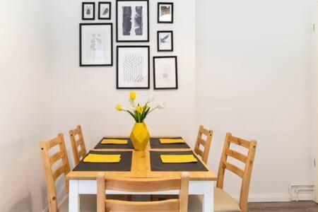 Cosy Apartment Plus Self Checkin Plus Free Street Parking Berlin Eksteriør bilde